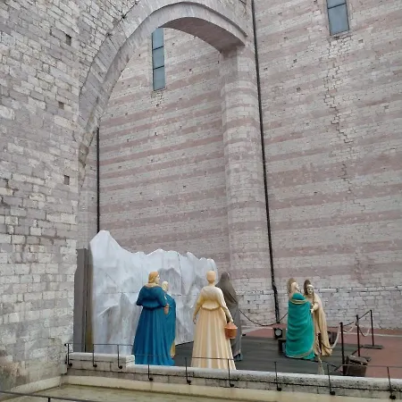 Santa Chiara Appartamento *
